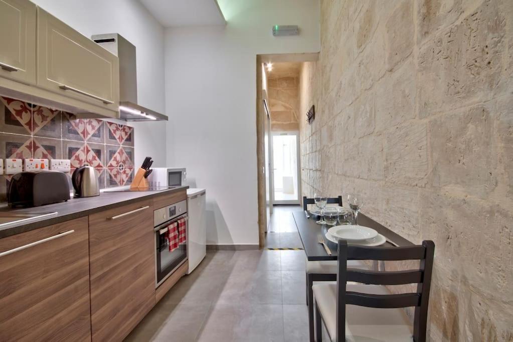 Vallettastay Old Lodge Apartment 4 Luaran gambar