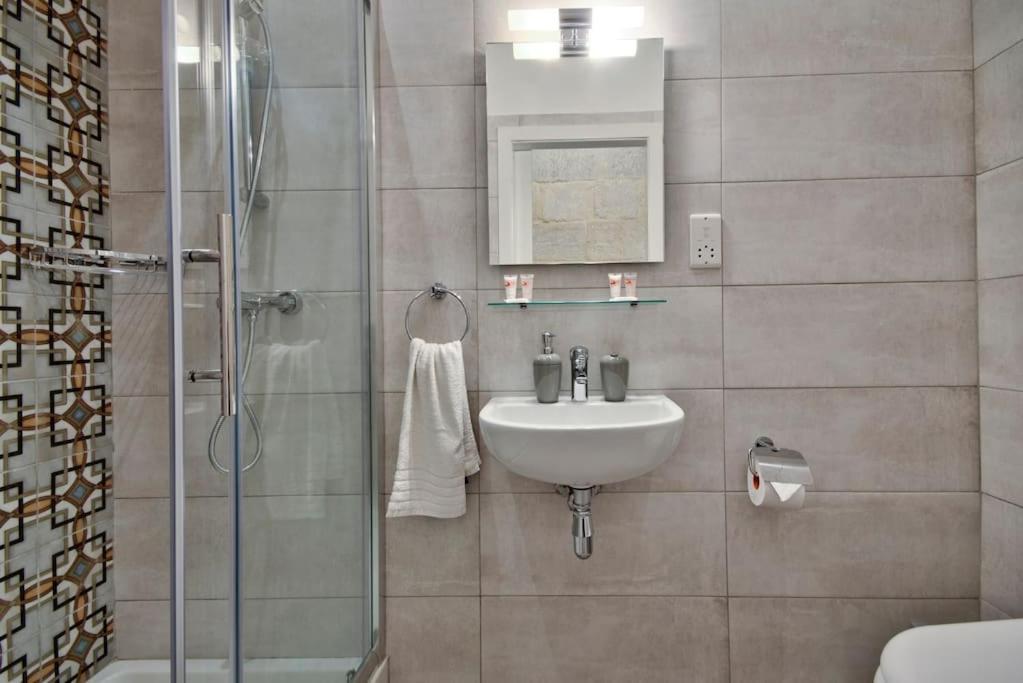 Vallettastay Old Lodge Apartment 4 Luaran gambar